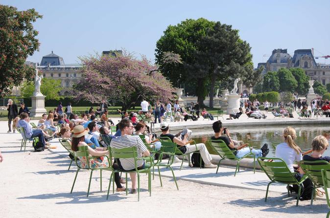 Paris Full-Day Tour: Become a Parisian for a Day