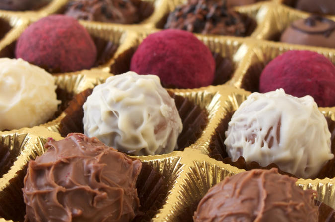 Small-Group Chocolate and Sweets Walking Tour of Zurich's Old Town - 14:00