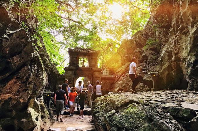 Visite d’une demi-journée des Montagnes de Marbre et de la péninsule Son Tra de Da Nang