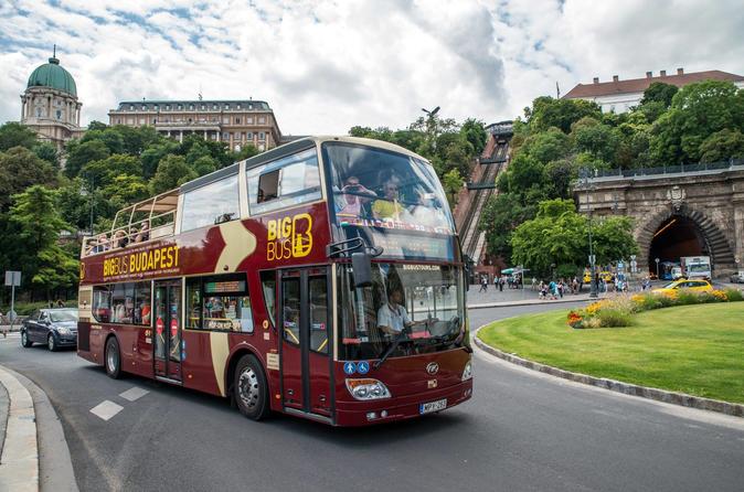 Circuit en « Big Bus » à arrêts multiples à Budapest