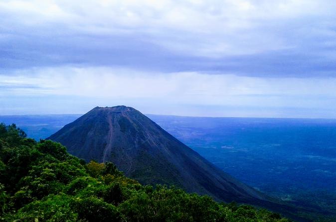 Izalco Volcano Hike And Lago Coatepeque - San Salvador