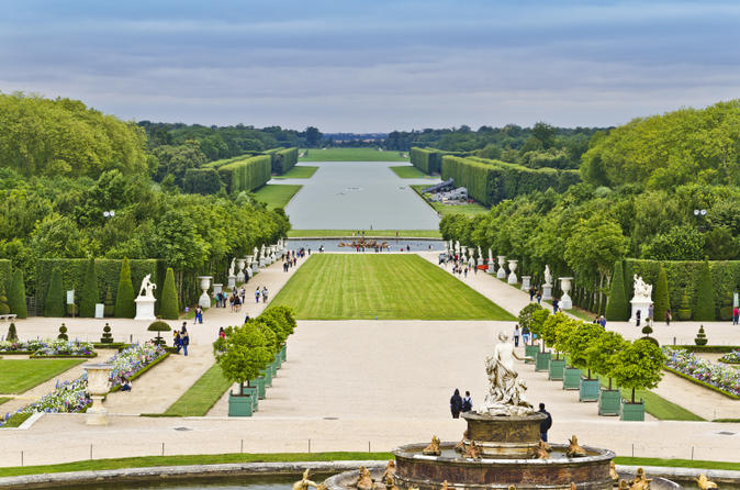 Versailles Gardens Walking Tour from Paris