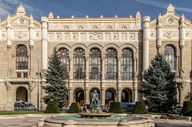 Architecture, History & Music - walking tour - 15:00