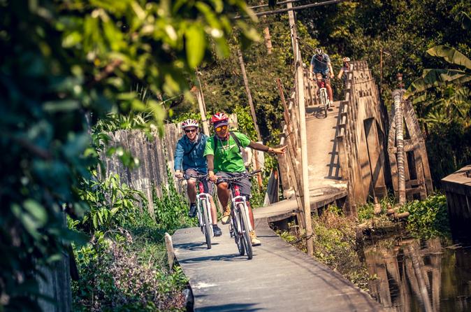 Circuit en vélo sur les petites routes de campagne au départ de Bangkok