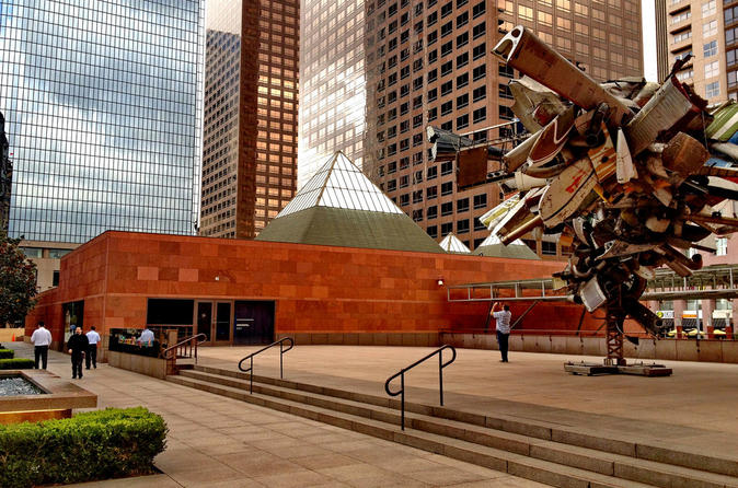 Downtown Los Angeles Art Museums, Murals, and Studios Tour - 12:30pm