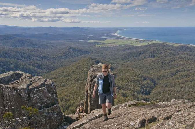 5-Day Tasmania East Coast Camping Tour: Launceston to Hobart Including Wineglass Bay, the Freycinet Peninsula and the Bay of Fires