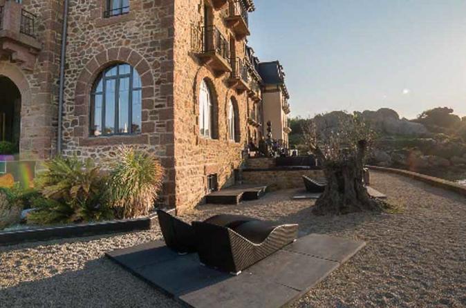 DAYDREAMING IN PLOUMANACH