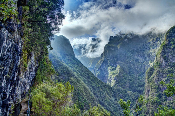 Balade pédestre à Madère Levadas Caldeirão Verde