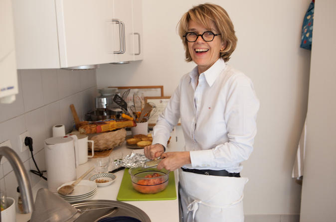Private French Cooking Class and Lunch with a Local in Paris