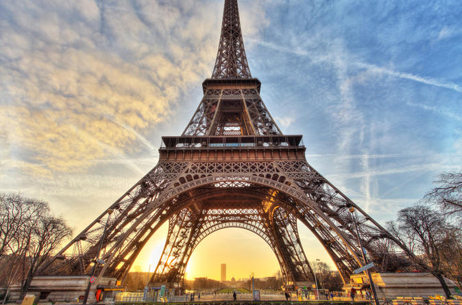 Eiffel Tower Priority Access Ticket with Host - 10:15am Priority Entry