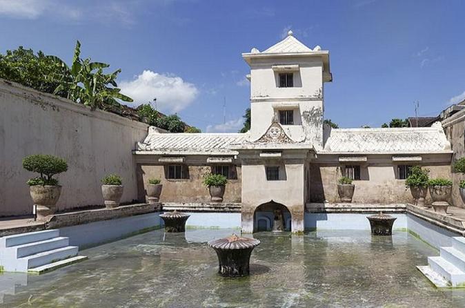 Private Tour in Yogyakarta: Kraton Sultan Palace, Water Castle and Kota Gede