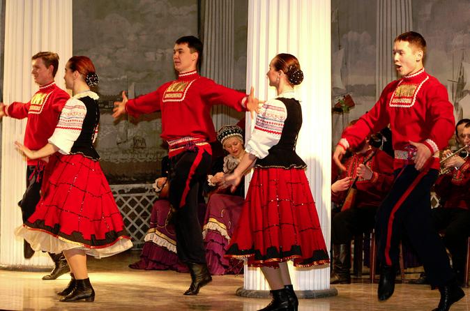 Spectacle folklorique russe national au palais Nikolayevsky
