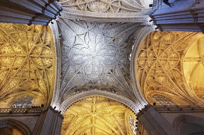 Alcazar and Cathedral of Seville Tour