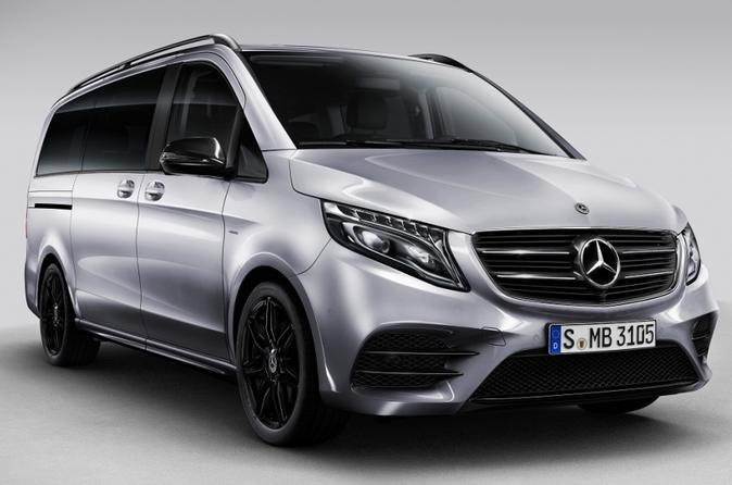 Barcelona Airport Transfers : Barcelona to Barcelona Airport BCN in Luxury Van