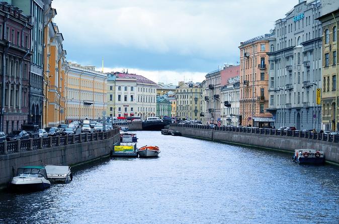 Saint Petersburg Like a Local: Customized Private Tour