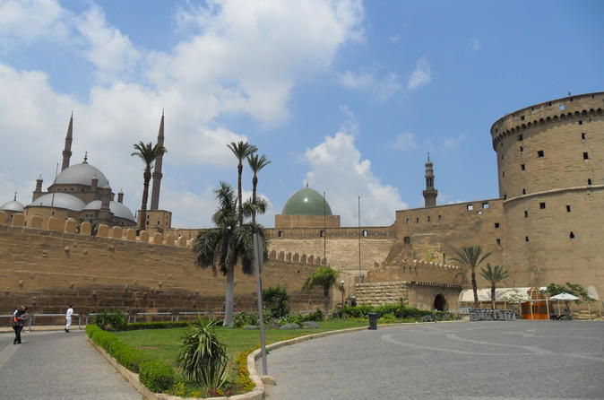 Tour giornaliero privato al Museo egizio, alla cittadella di Saladino e al vecchio Cairo