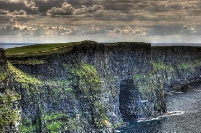 Cliffs of Moher Day Trip from Cork Including Bunratty Castle