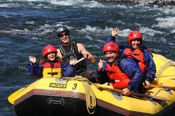 2-hour Tongariro River Family Rafting Excursion in Turangi