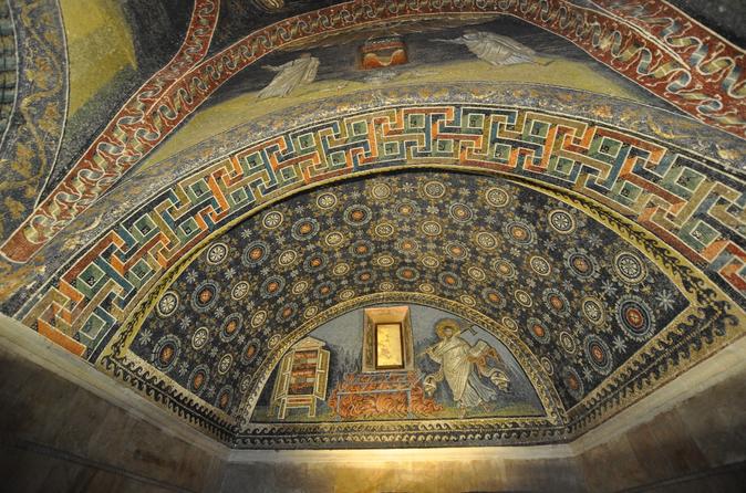 Ravenna and its Enchanting Mosaics Full-day Tour